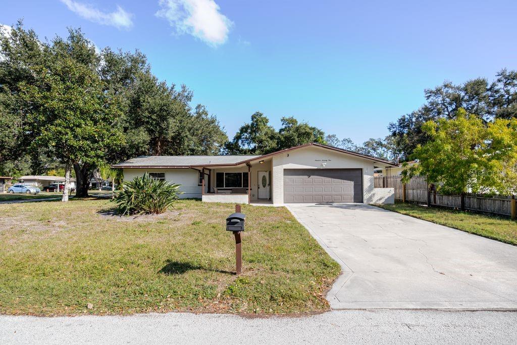 Photo of 1971 ATLANTIS DRIVE CLEARWATER FL 33763