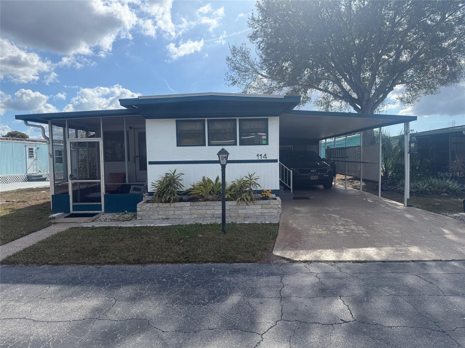 Photo of 420 49TH STREET #114 PALMETTO FL 34221