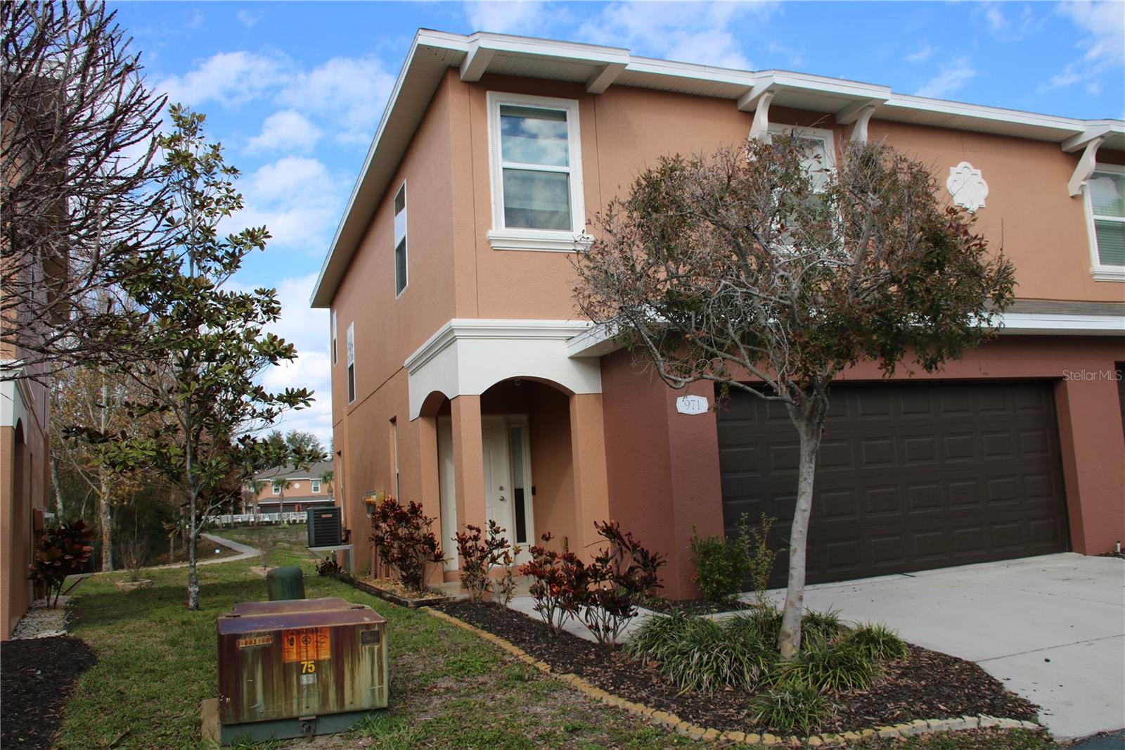 Photo of 971 CELTIC CIRCLE TARPON SPRINGS FL 34689