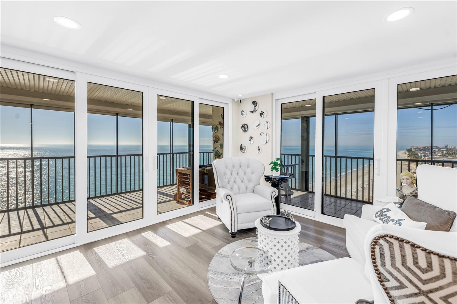 Photo of 15462 GULF BOULEVARD #1006 MADEIRA BEACH FL 33708