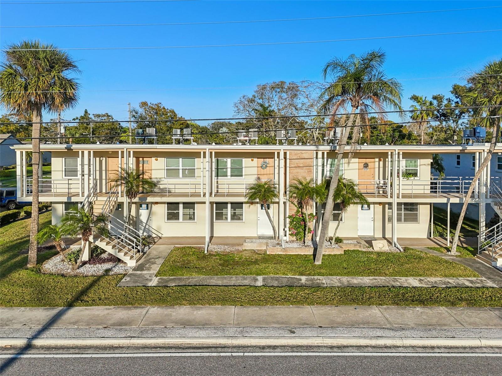 Photo of 4565 DUHME ROAD #203 ST PETERSBURG FL 33708