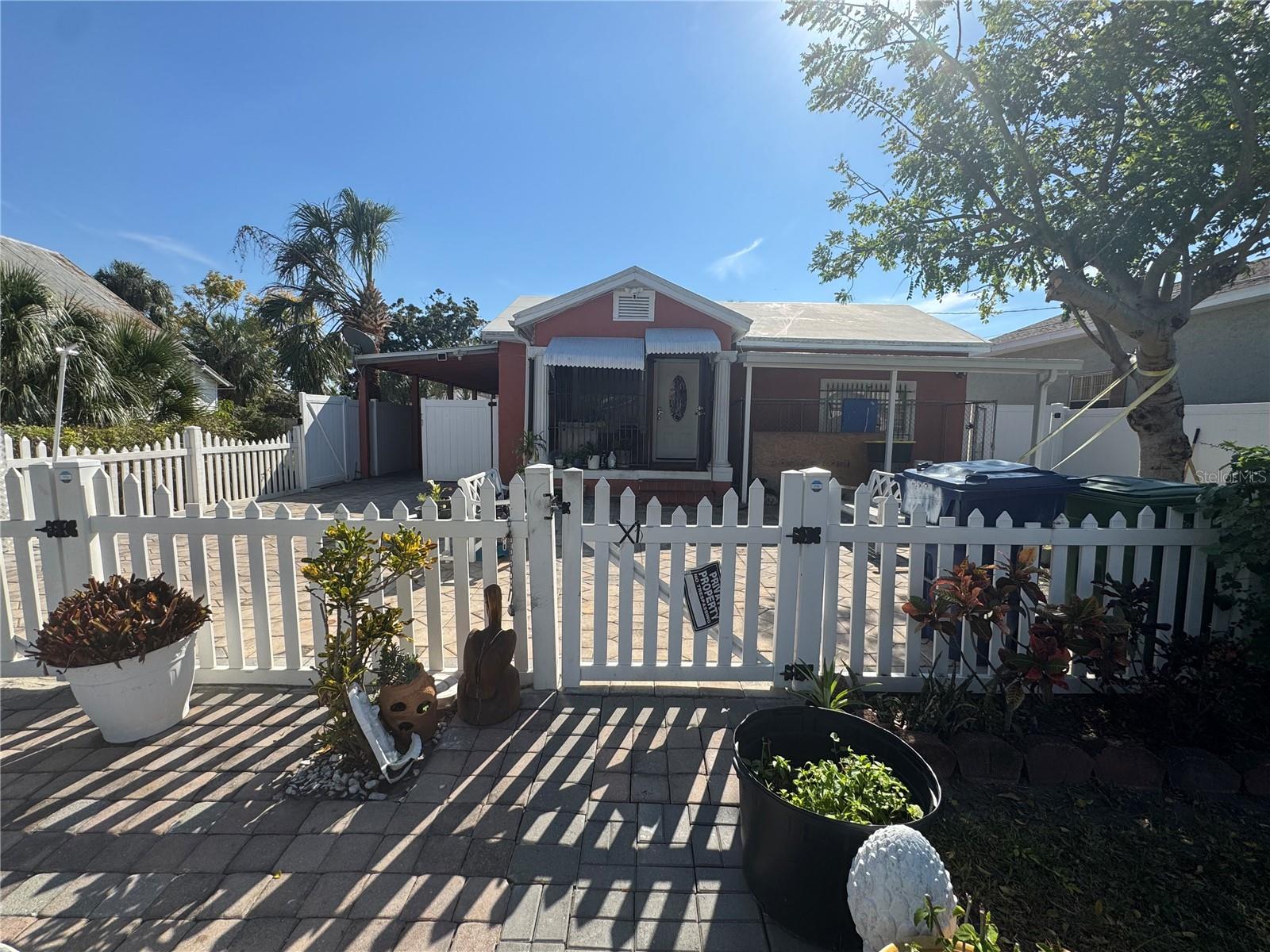 Photo of 2312 W LA SALLE STREET TAMPA FL 33607