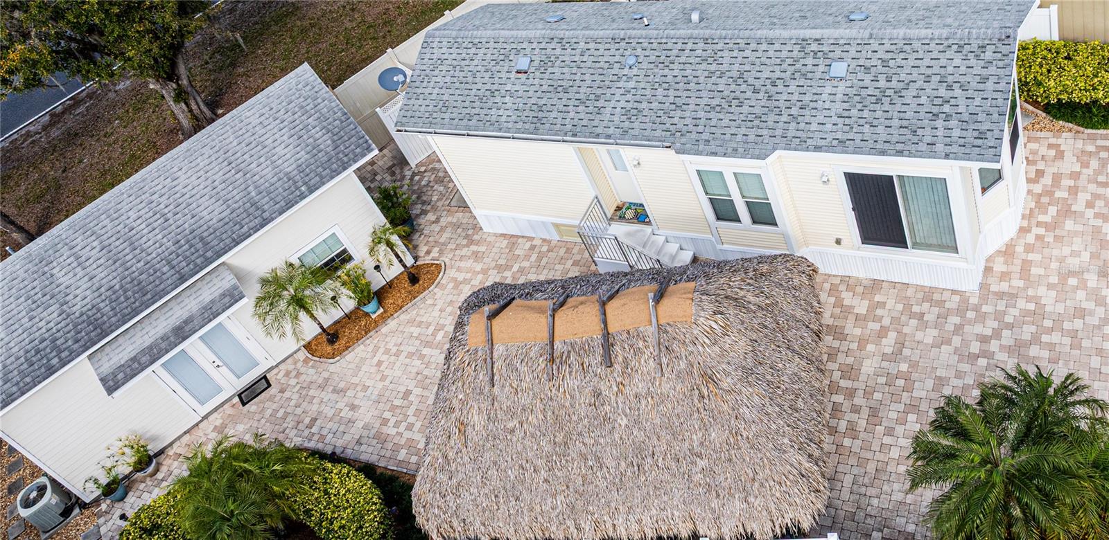 Photo of 20300 LEONARD ROAD #33 LUTZ FL 33558