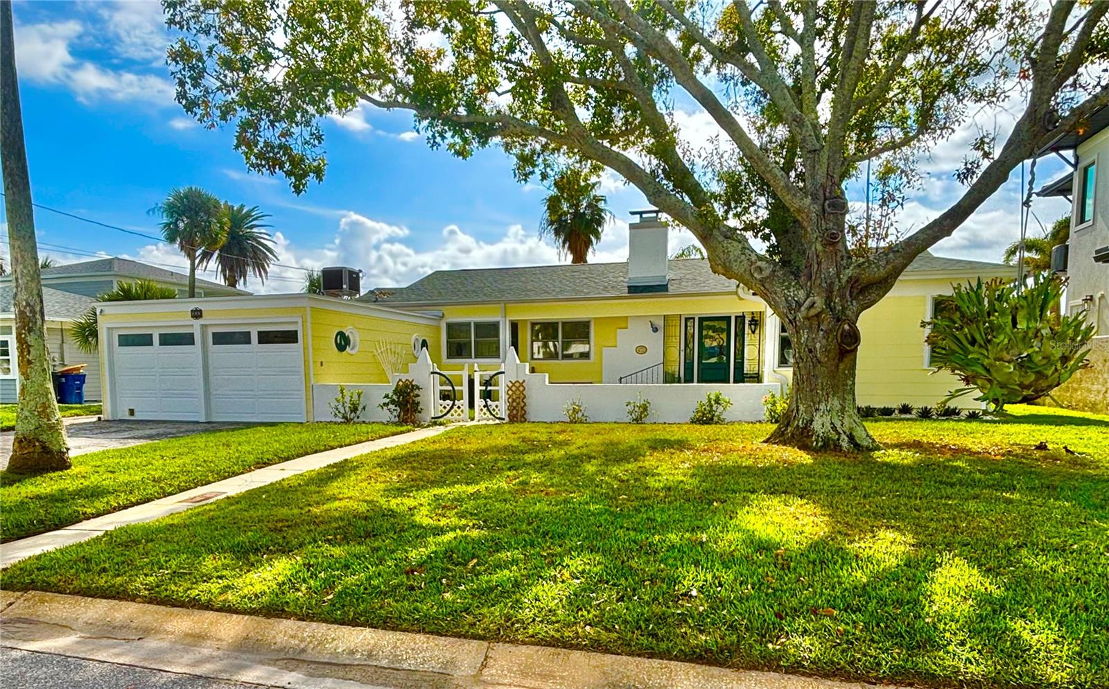 Photo of 173 DEVON DRIVE CLEARWATER BEACH FL 33767