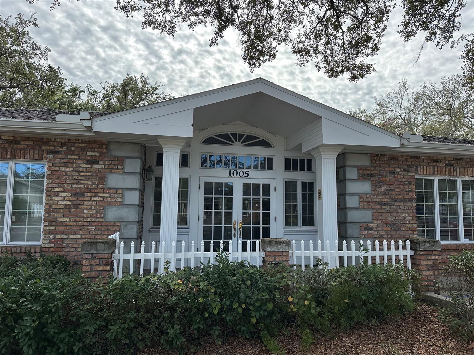 Photo of 1005 PINELLAS STREET CLEARWATER FL 33756