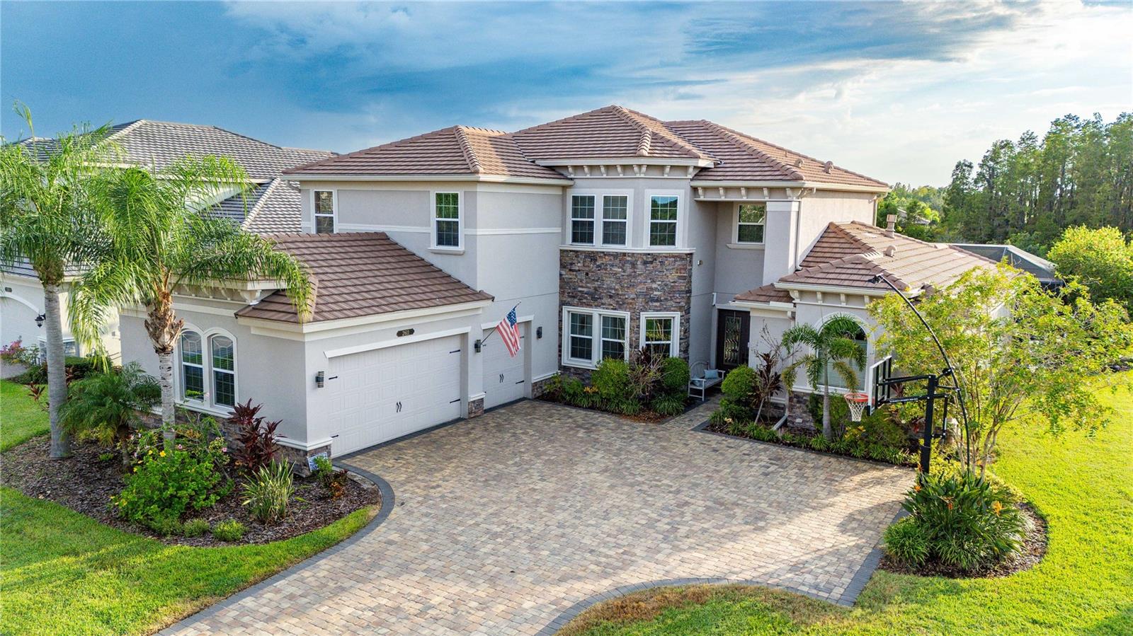 Photo of 2611 COCO PALM CIRCLE WESLEY CHAPEL FL 33543