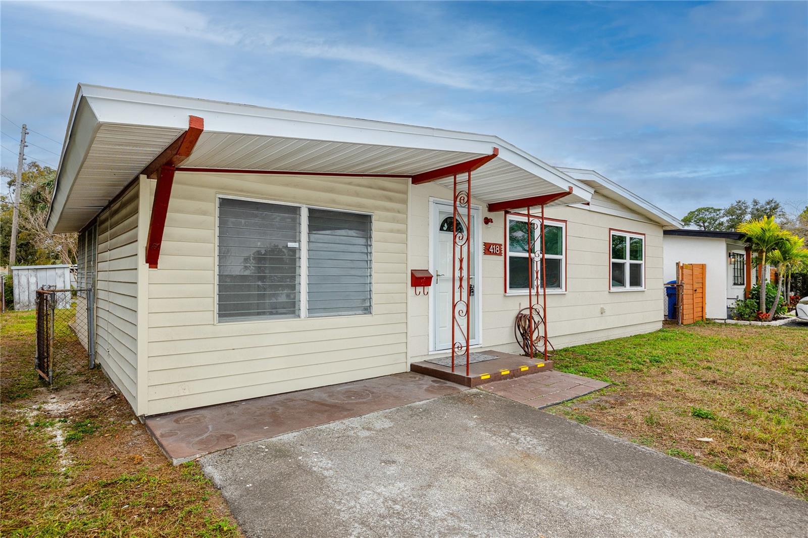 Photo of 418 39TH AVENUE ST PETERSBURG FL 33703