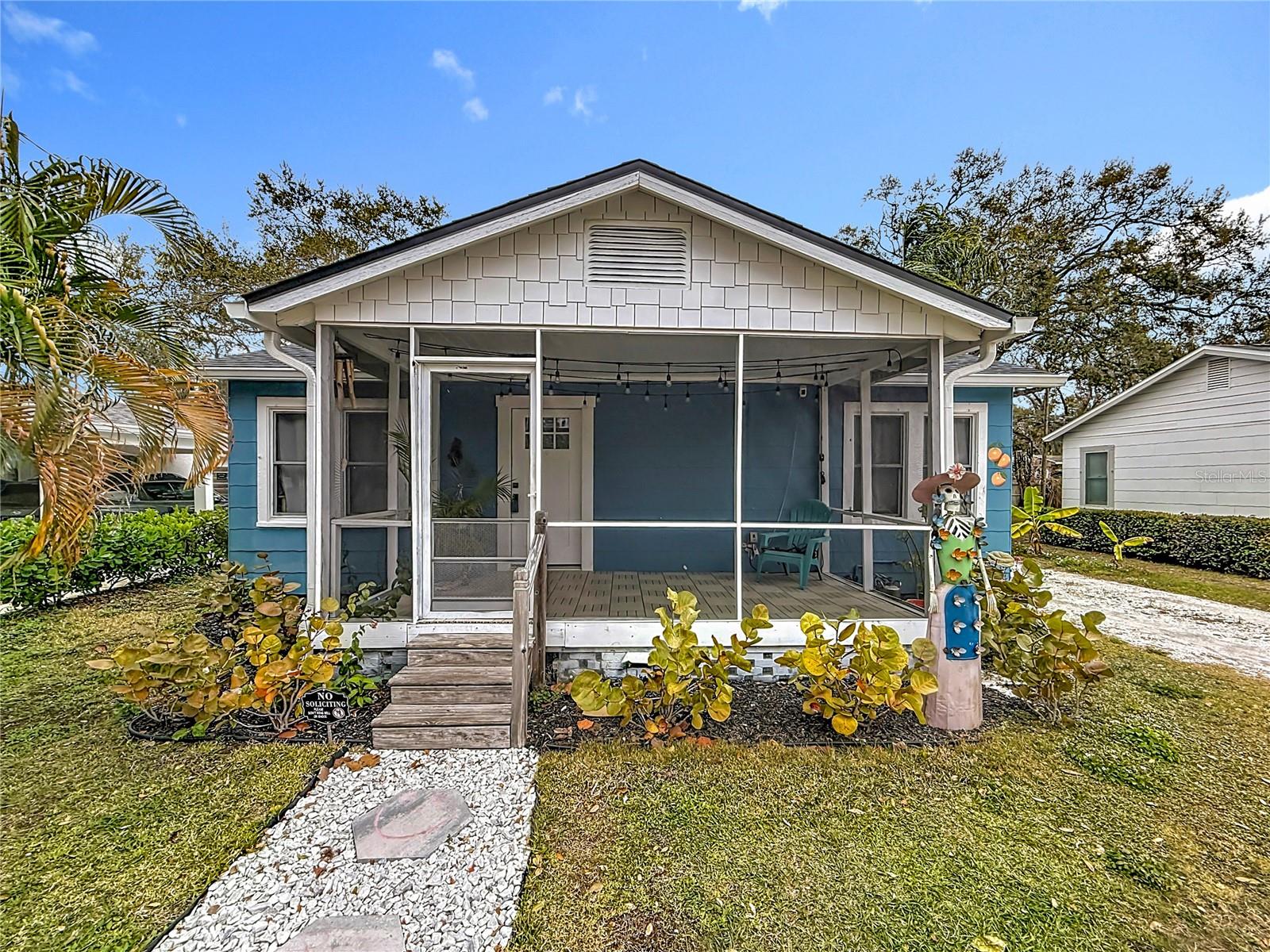 Photo of 520 ROANOKE STREET DUNEDIN FL 34698
