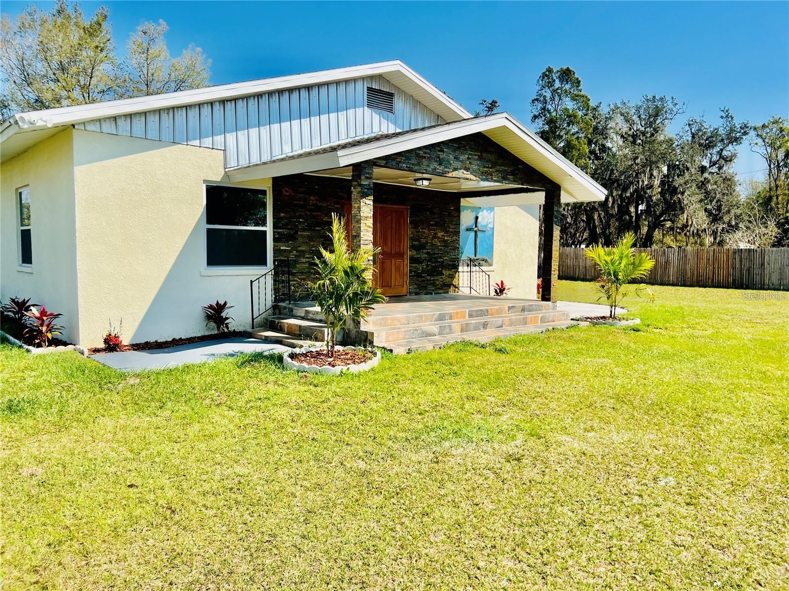 Photo of 8152 CHEROKEE AVENUE BARTOW FL 33830