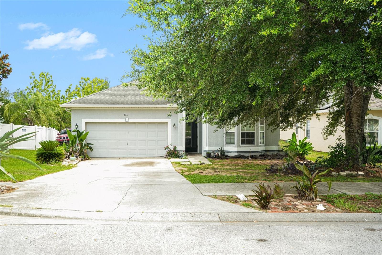 Photo of 37110 HIGHLAND BLUFF CIRCLE DADE CITY FL 33523