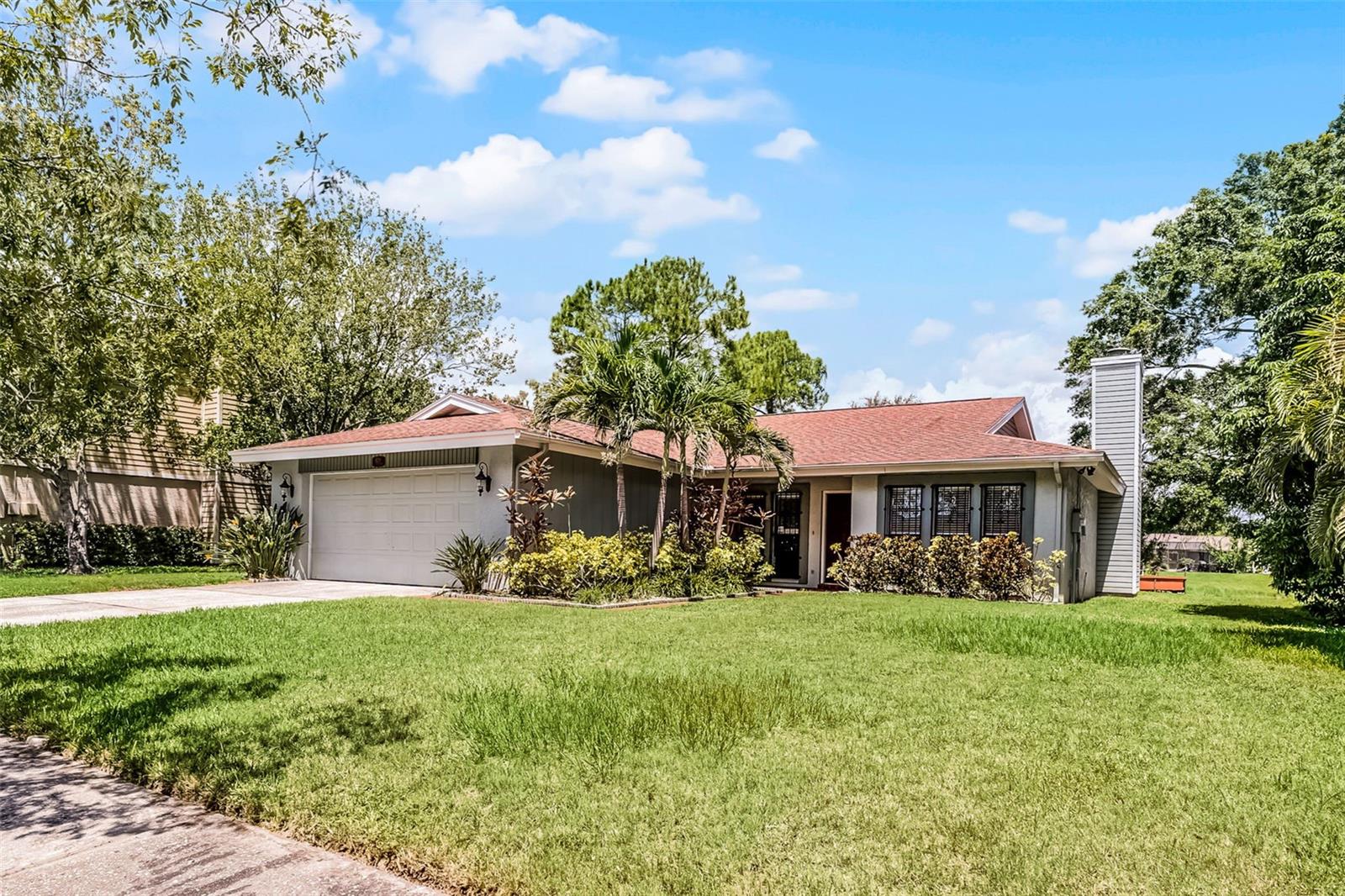 Photo of 8208 LA SERENA DRIVE TAMPA FL 33614
