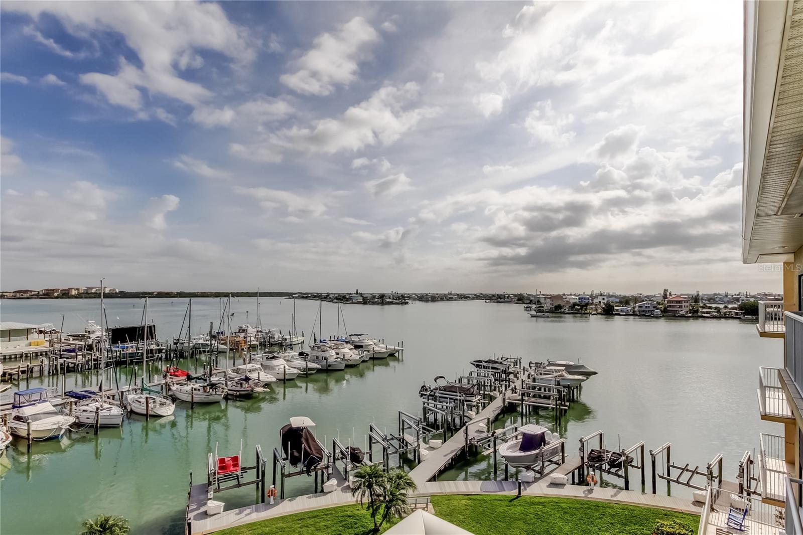 Photo of 425 150TH AVENUE #2504 MADEIRA BEACH FL 33708