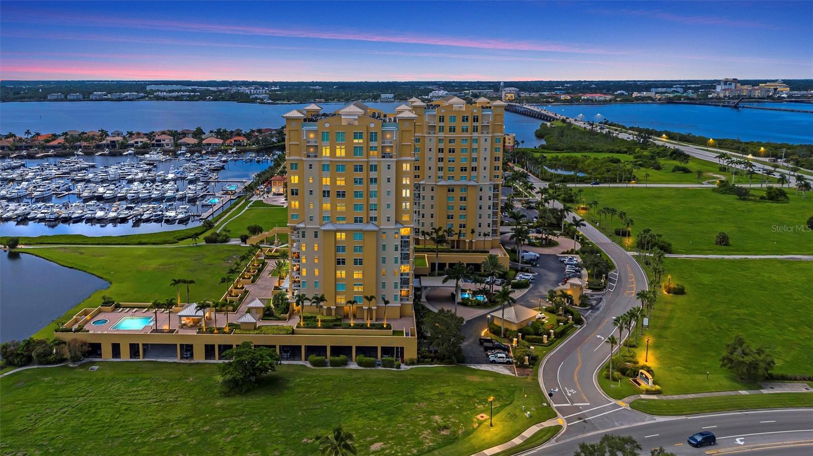 Photo of 140 RIVIERA DUNES WAY #206 PALMETTO FL 34221