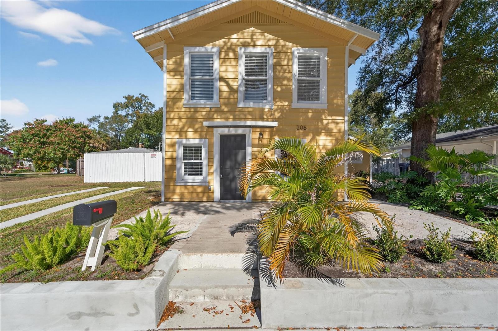 Photo of 206 E FRIERSON AVENUE TAMPA FL 33603