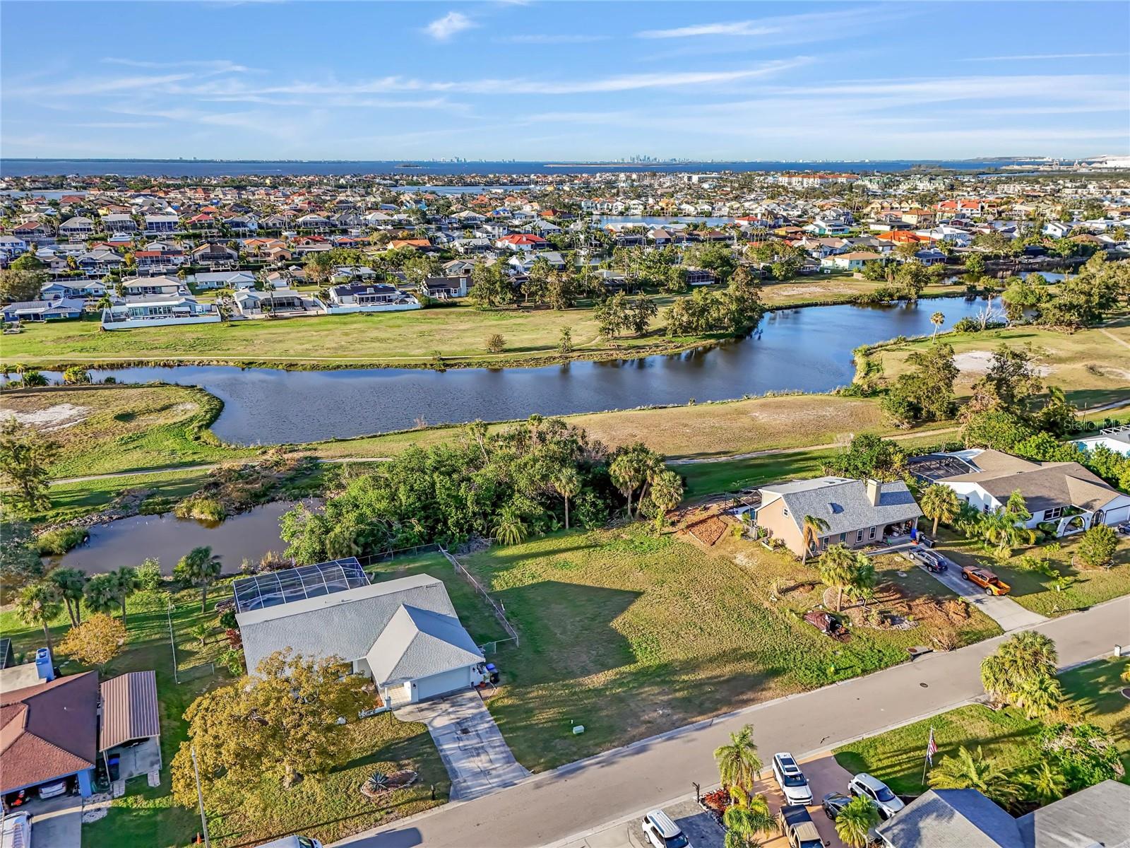 Photo of 901 EAGLE LANE APOLLO BEACH FL 33572