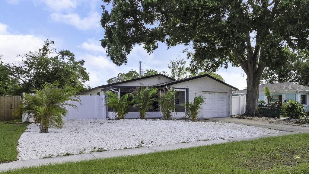 Photo of 5413 15TH AVENUE GULFPORT FL 33707
