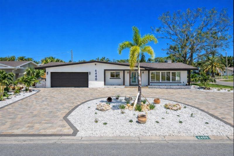 Photo of 6400 MOCKINGBIRD WAY ST PETERSBURG FL 33707