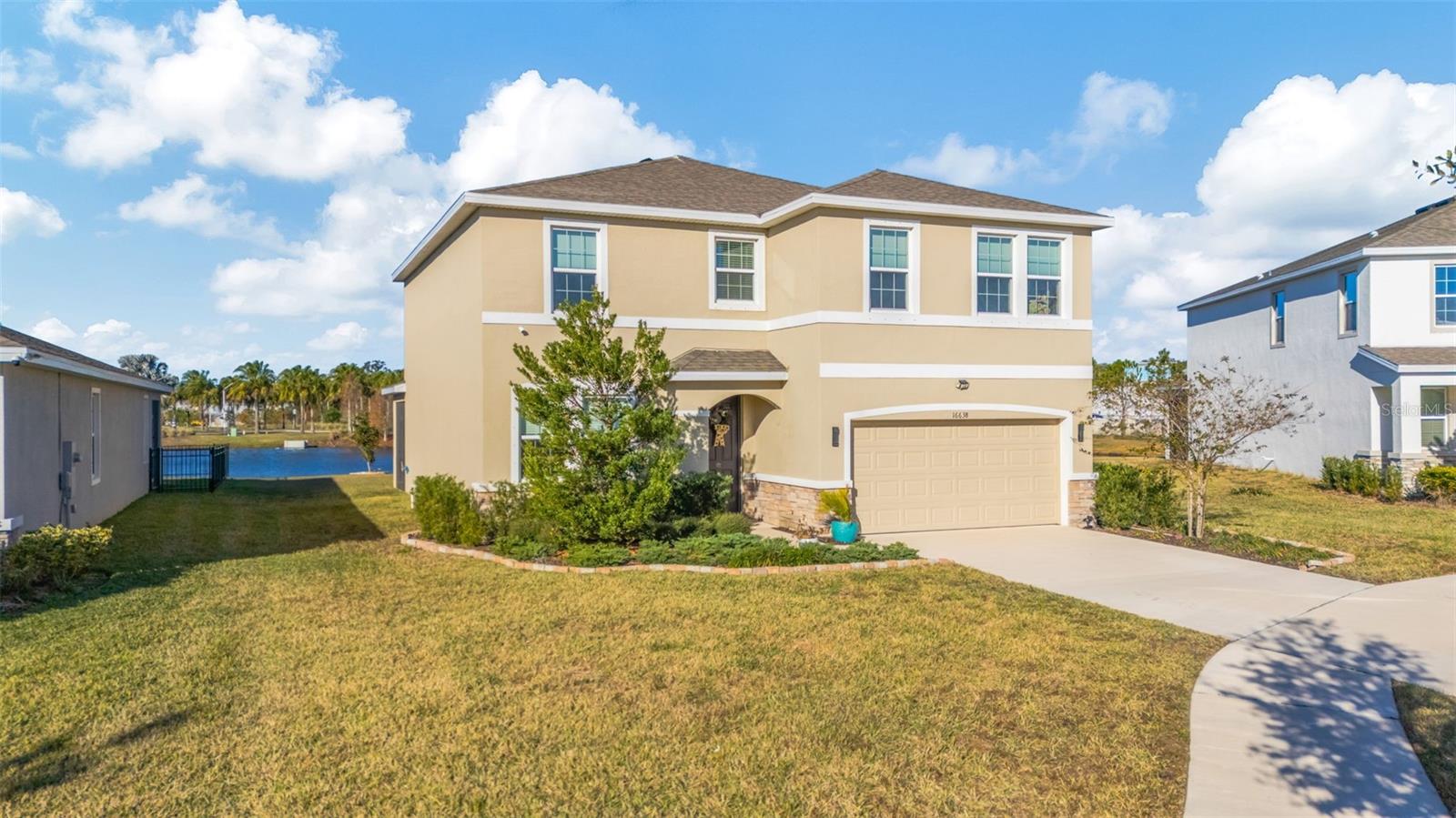 Photo of 16638 MOONER PLANK CIRCLE WIMAUMA FL 33598
