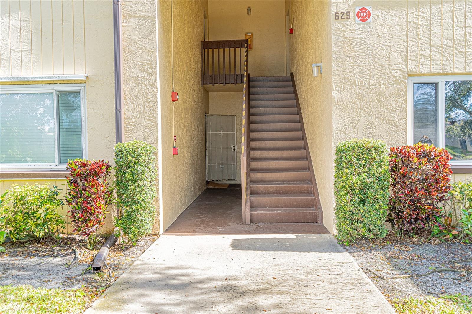 Photo of 629 N KEENE ROAD #T11 CLEARWATER FL 33755