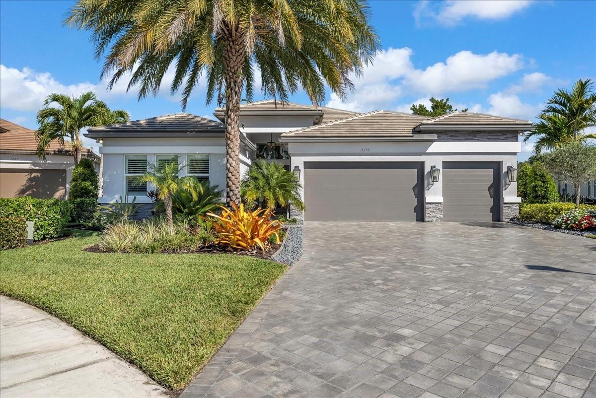 Photo of 11230 DAPHNE COURT NAPLES FL 34120
