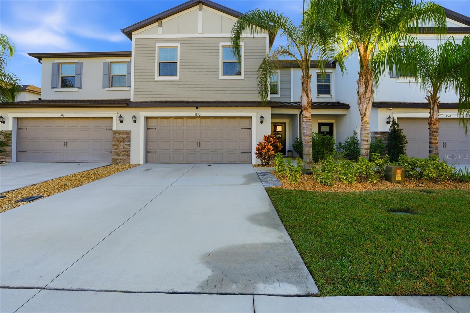 Photo of 1370 WHITE FOX RUN LUTZ FL 33549