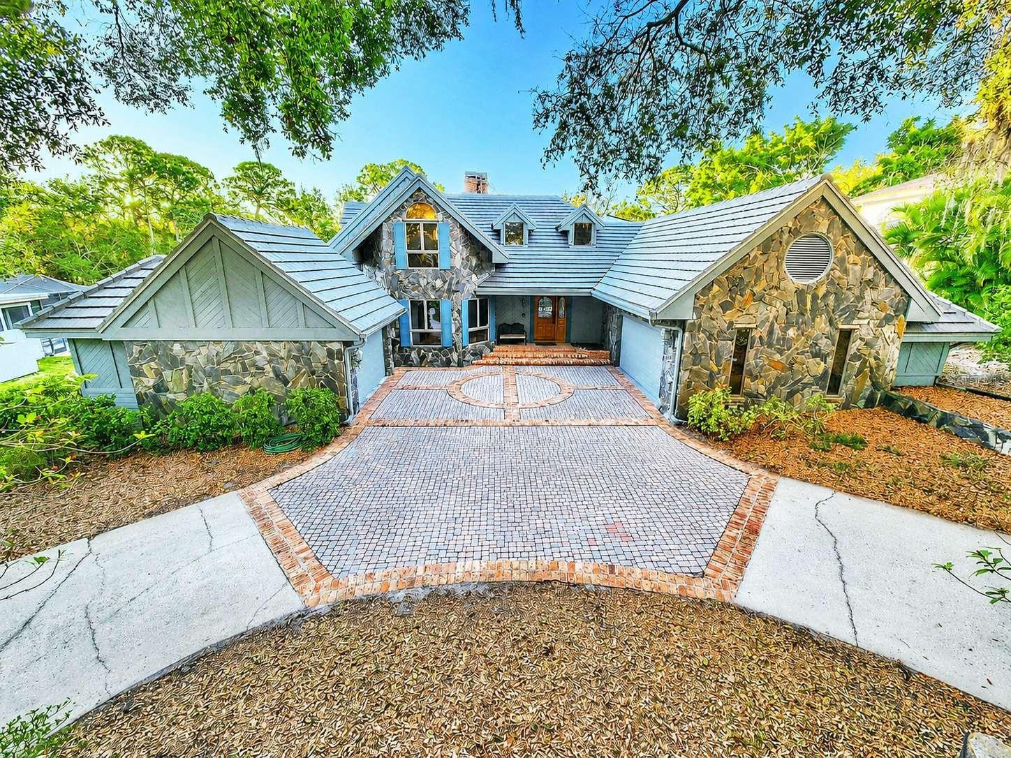 Photo of 3522 SHORELINE CIRCLE PALM HARBOR FL 34684