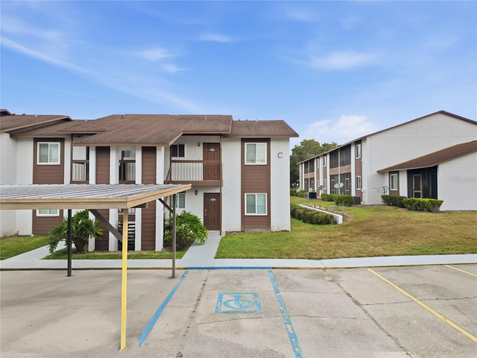 Photo of 39132 COUNTY ROAD 54 #2076 ZEPHYRHILLS FL 33542