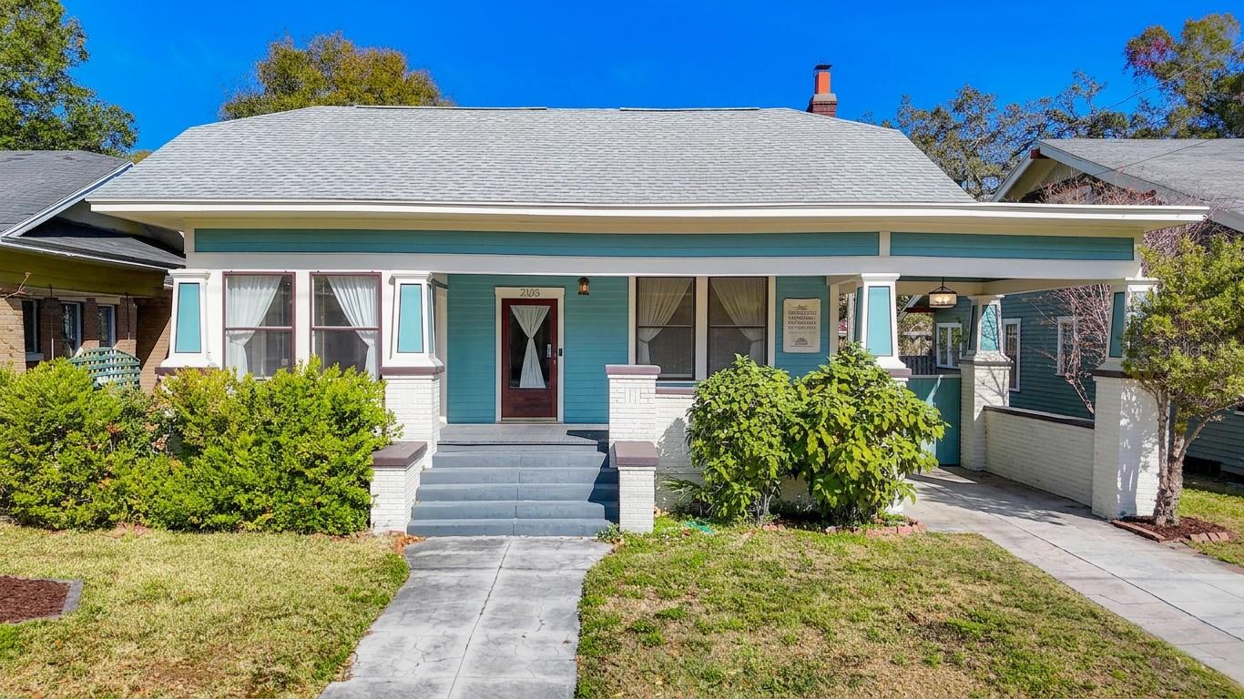 Photo of 2105 W SOUTHVIEW AVENUE TAMPA FL 33606
