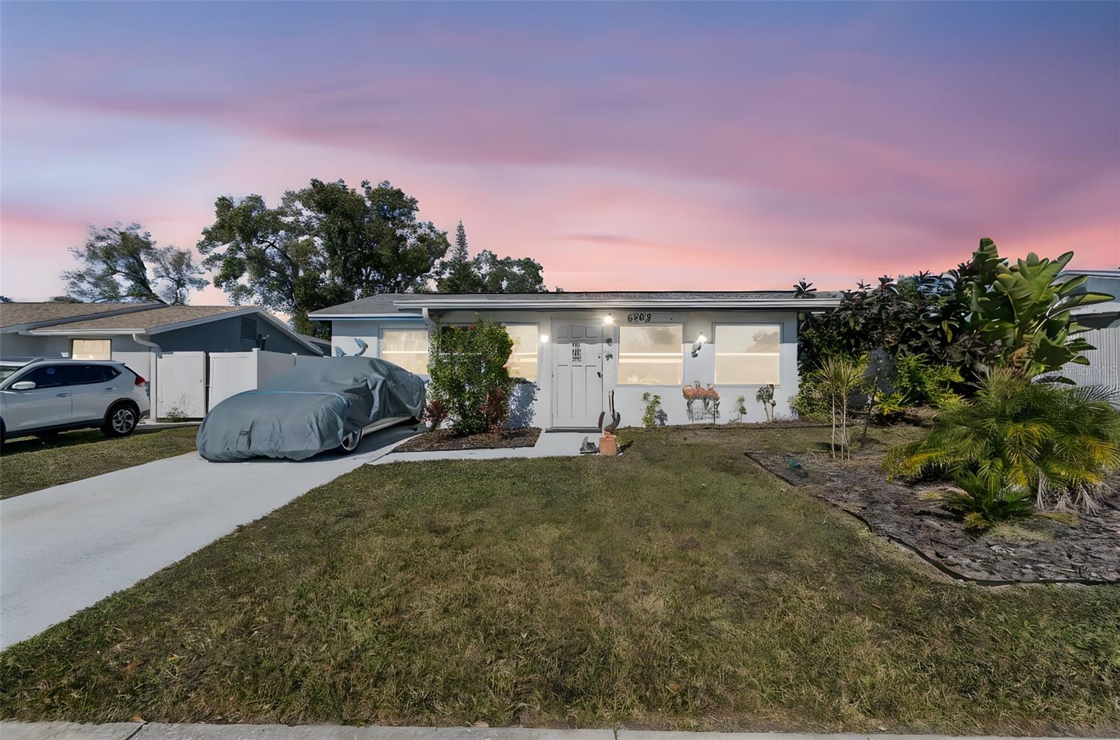 Photo of 6503 AMUNDSON COURT TAMPA FL 33634