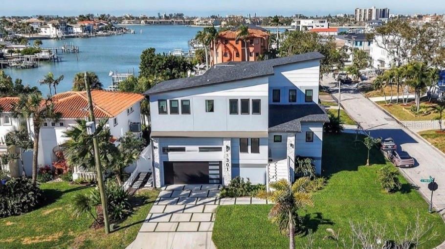 Photo of 301 79TH STREET ST PETERSBURG FL 33707