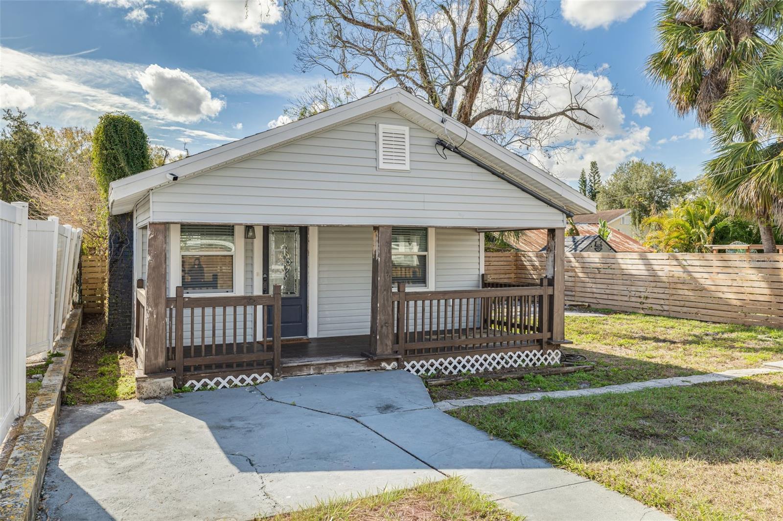 Photo of 106 W HAYA STREET TAMPA FL 33603