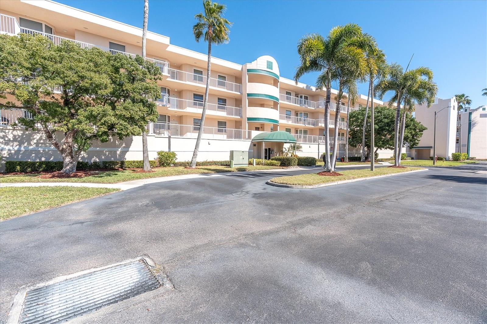 Photo of 6315 SHORELINE DRIVE #3307 SEMINOLE FL 33708