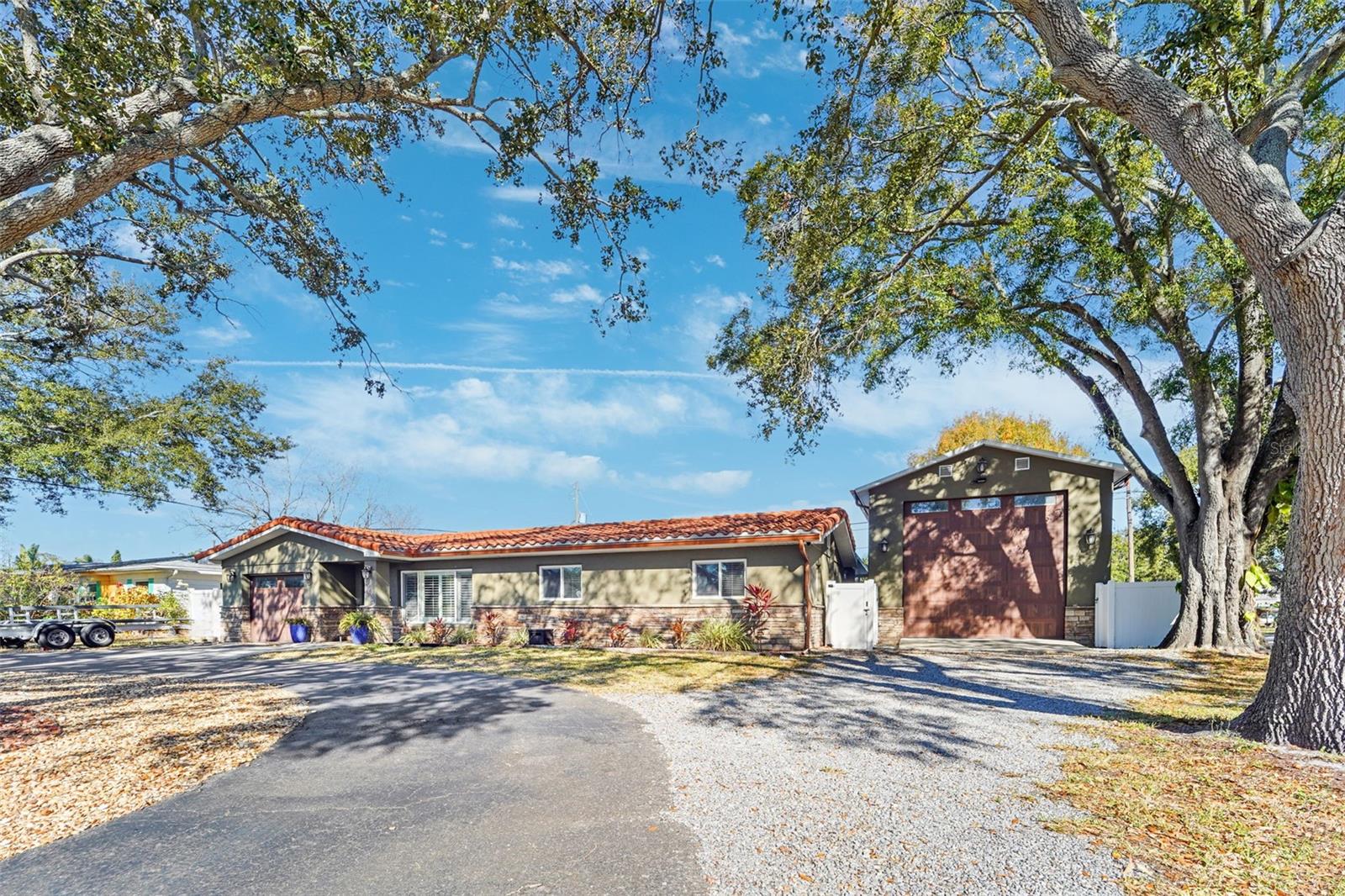 Photo of 3595 FLORAL DRIVE LARGO FL 33771