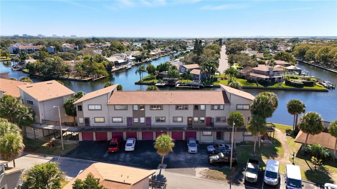Photo of 6315 NEWTOWN CIRCLE #15B3 TAMPA FL 33615