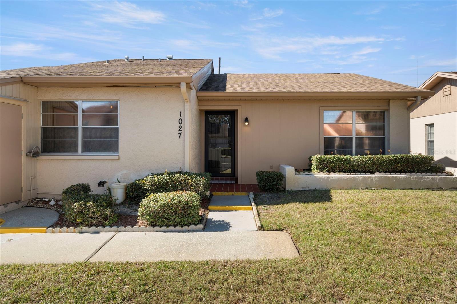 Photo of 1027 BOWSPRIT LANE HOLIDAY FL 34691