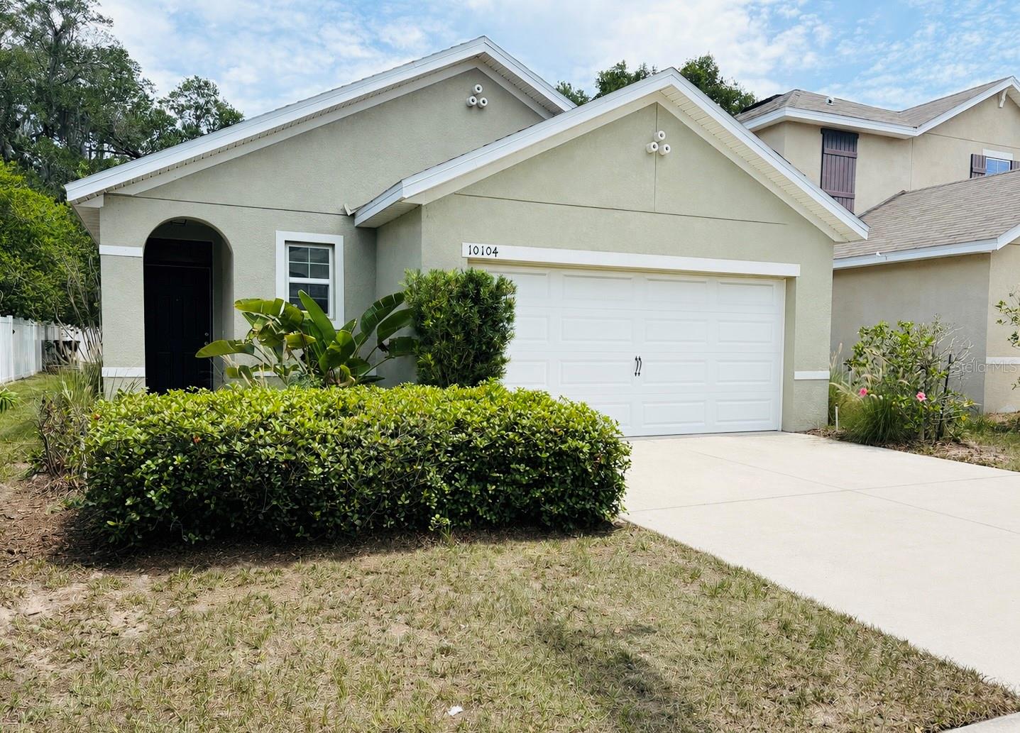 Photo of 10104 HAWK STORM AVENUE TAMPA FL 33610