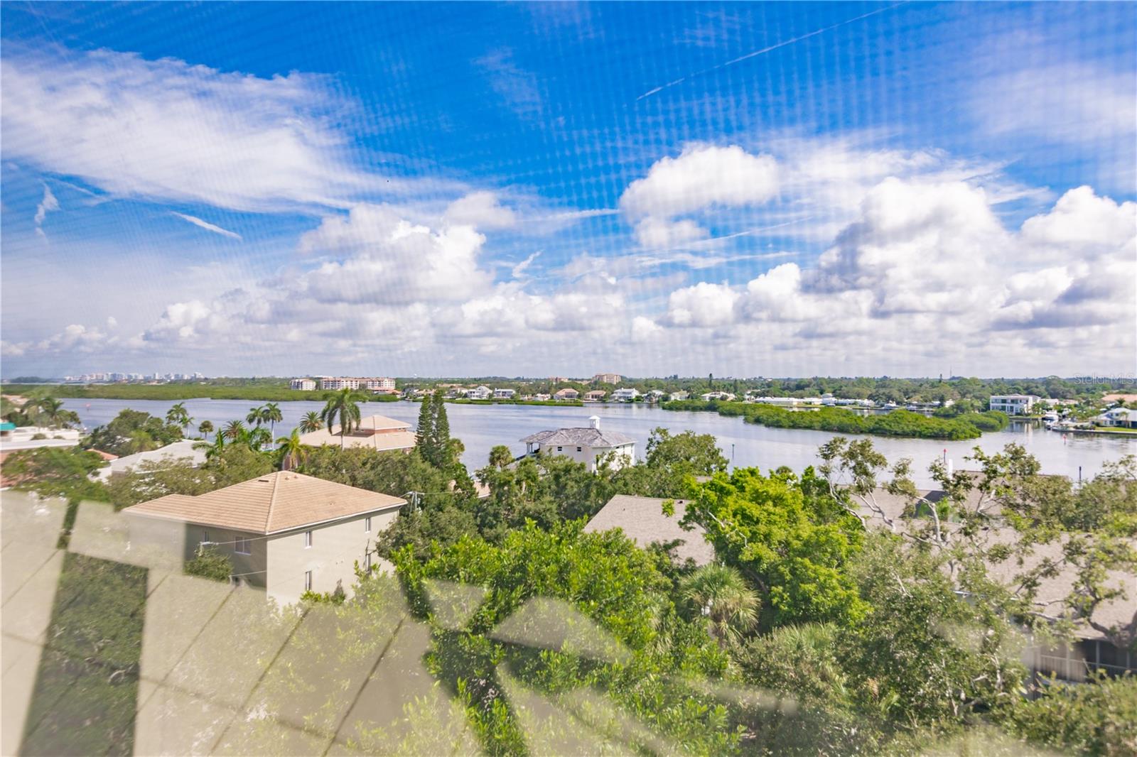 Photo of 1255 E PEPPERTREE DRIVE #602 SARASOTA FL 34242