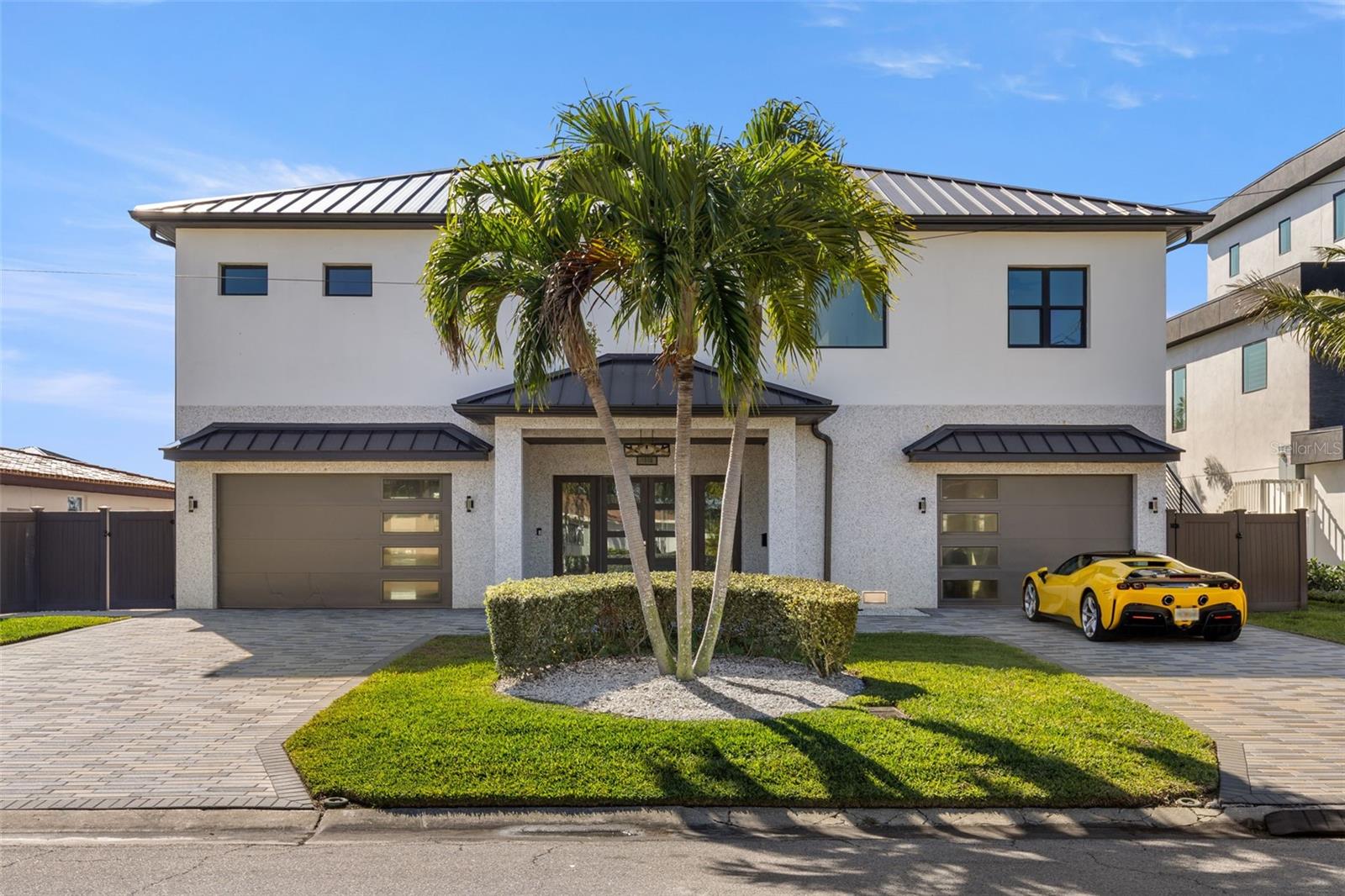 Photo of 7966 1ST AVENUE ST PETERSBURG FL 33707