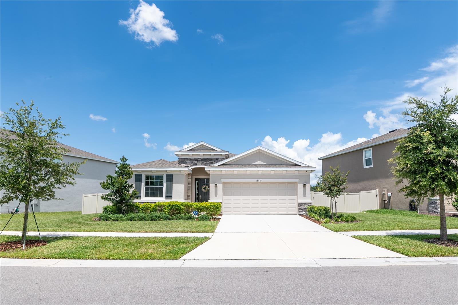 Photo of 16619 MOONER PLANK CIRCLE WIMAUMA FL 33598