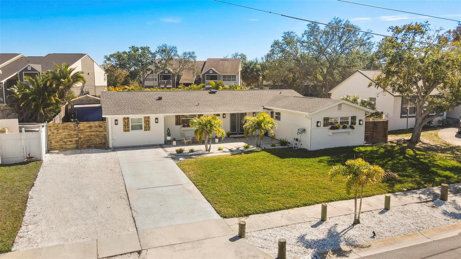 Photo of 8412 LOPEZ DRIVE TAMPA FL 33615