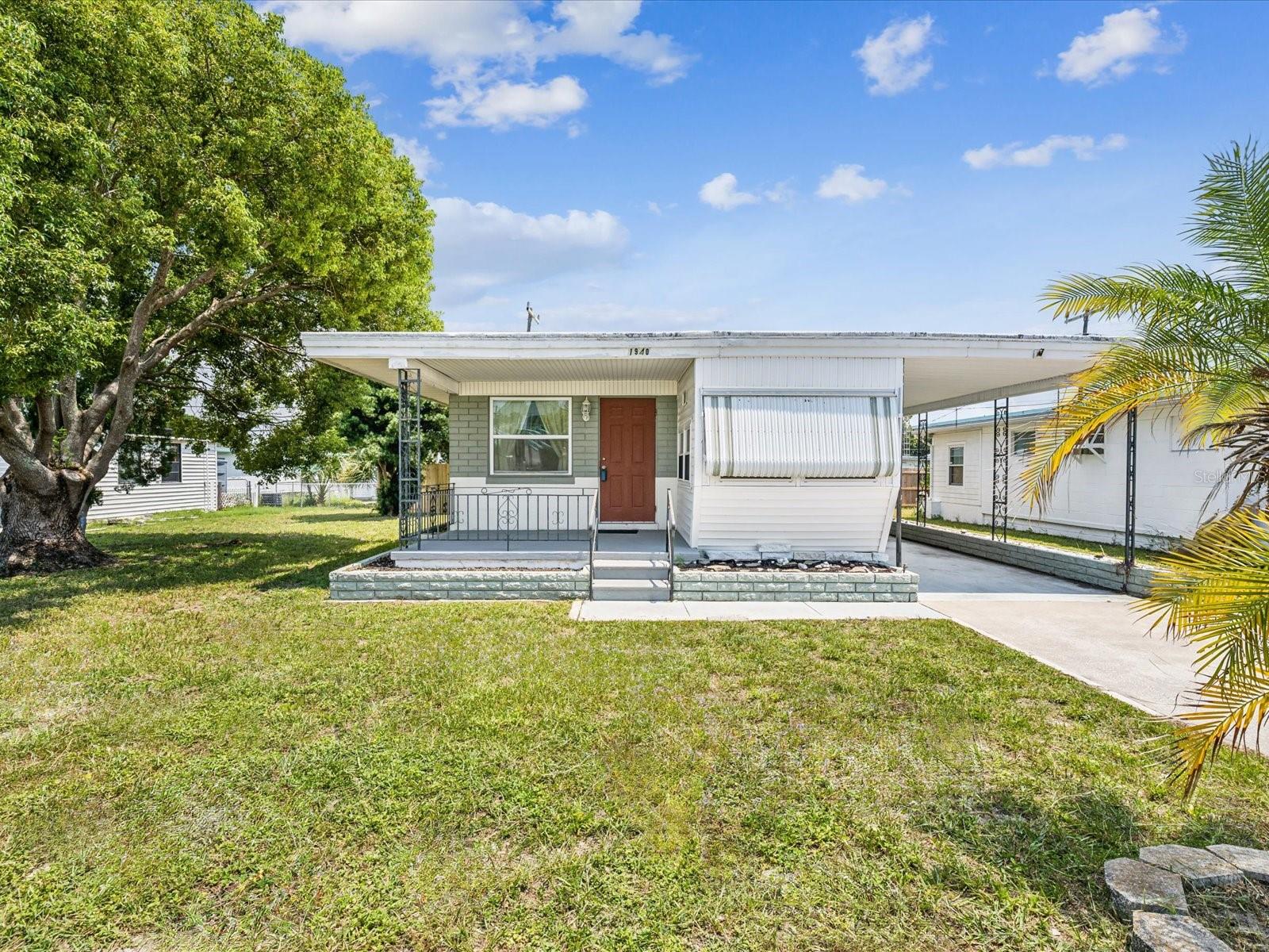 Photo of 1940 SHADY COVE DRIVE HOLIDAY FL 34691