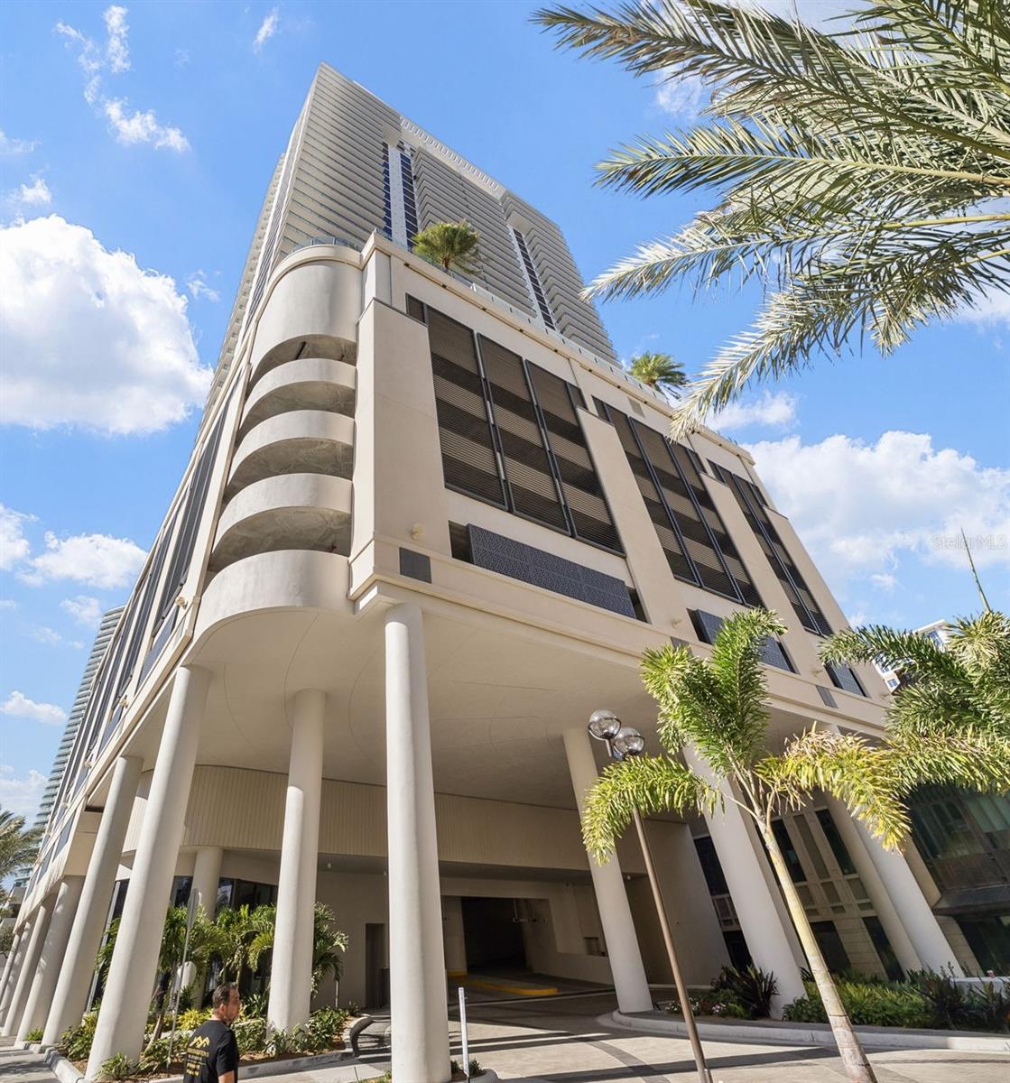 Photo of 275 1ST AVENUE #1202 ST PETERSBURG FL 33701