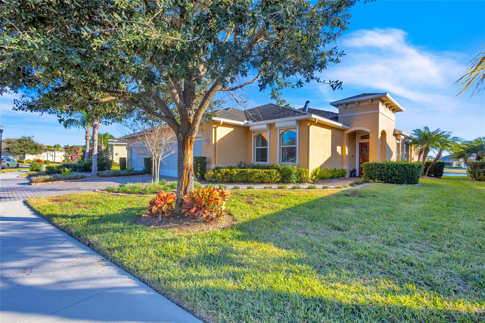 Photo of 633 CHIPPER DRIVE SUN CITY CENTER FL 33573