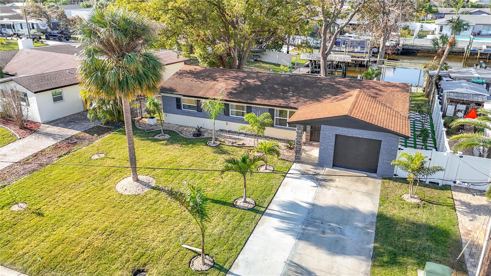 Photo of 10704 DONBRESE AVENUE TAMPA FL 33615