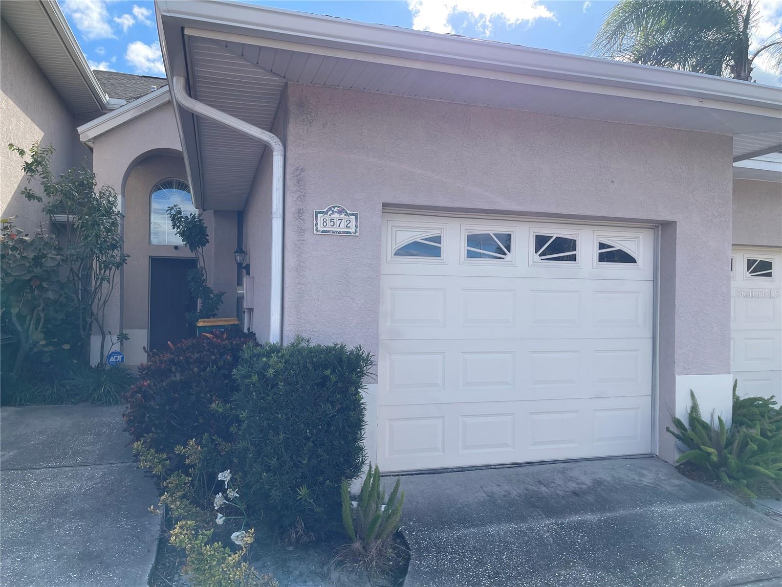 Photo of 8572 SWEET MAGNOLIA PLACE SEMINOLE FL 33777