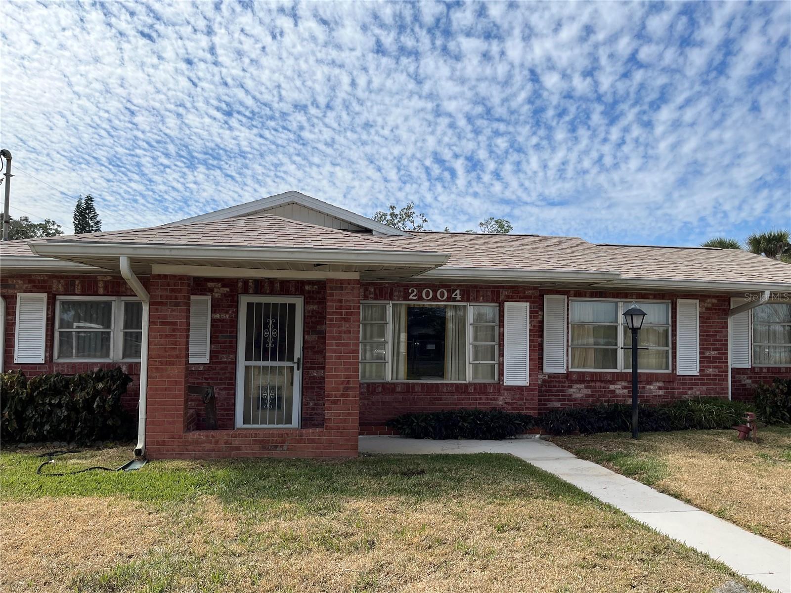 Photo of 2004 S RIVERSIDE DRIVE EDGEWATER FL 32141