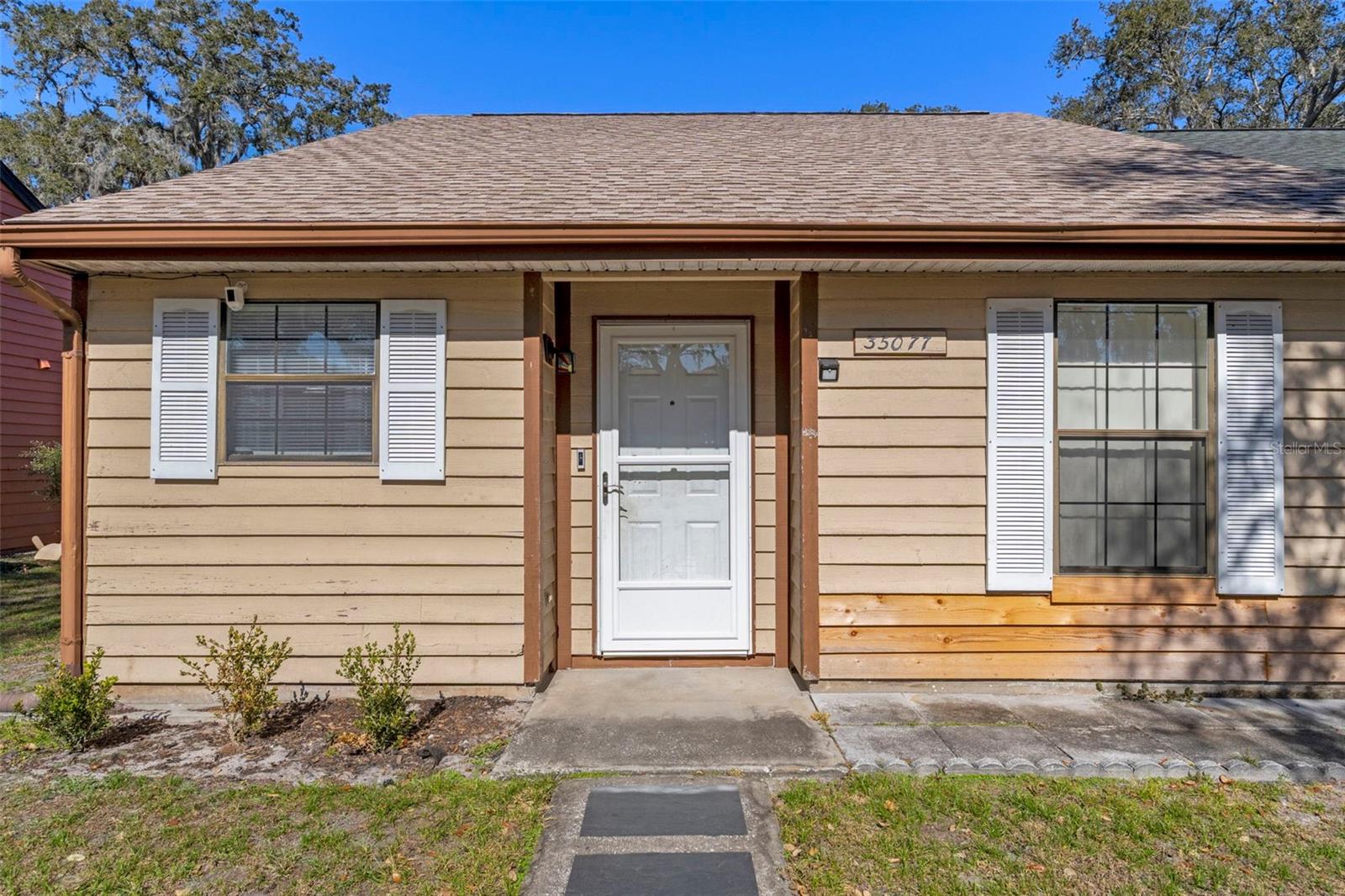 Photo of 35077 WHISPERING OAKS BOULEVARD DADE CITY FL 33523