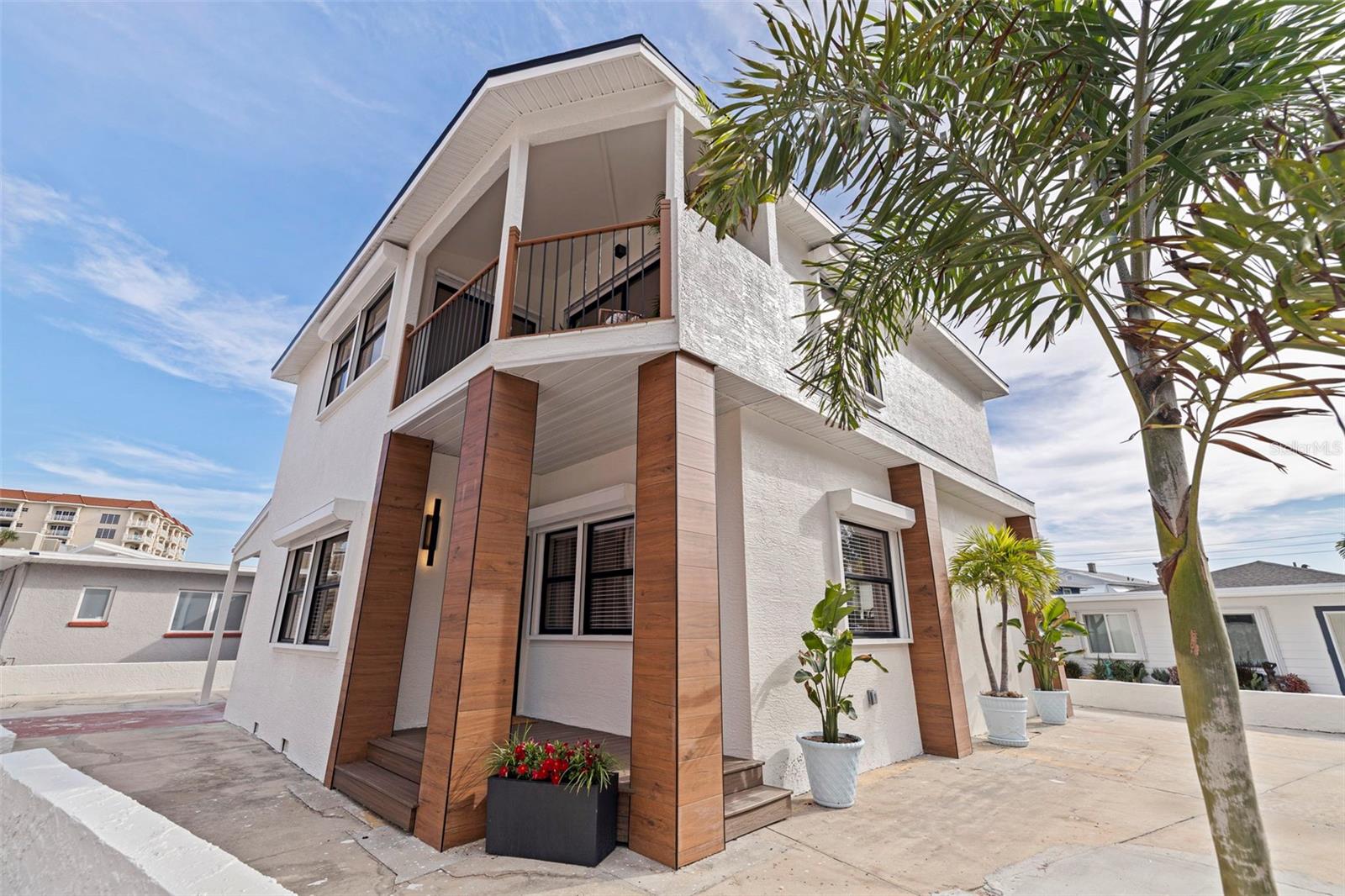 Photo of 113 176TH AVENUE REDINGTON SHORES FL 33708