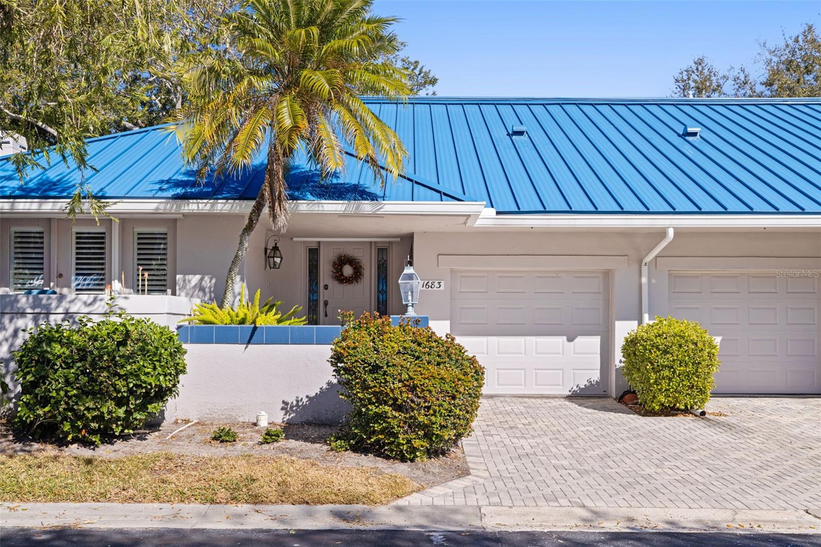 Photo of 1683 WATERMARK CIRCLE ST PETERSBURG FL 33702