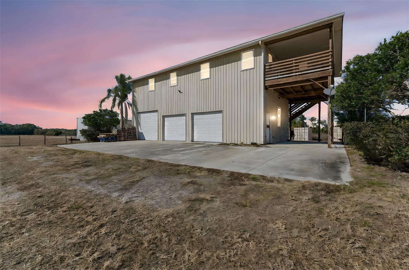Photo of 4026 MCINTOSH ESTATES LANE PLANT CITY FL 33565